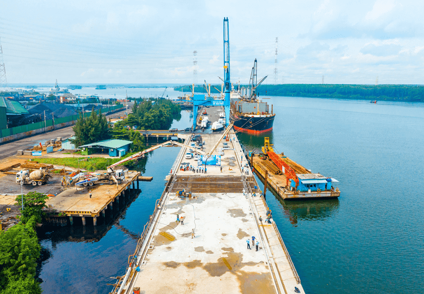 THI-CONG-CAU-CANG-30-000DWT--CONG-TRINH-BEN-B5--CANG-GO-DAU-B