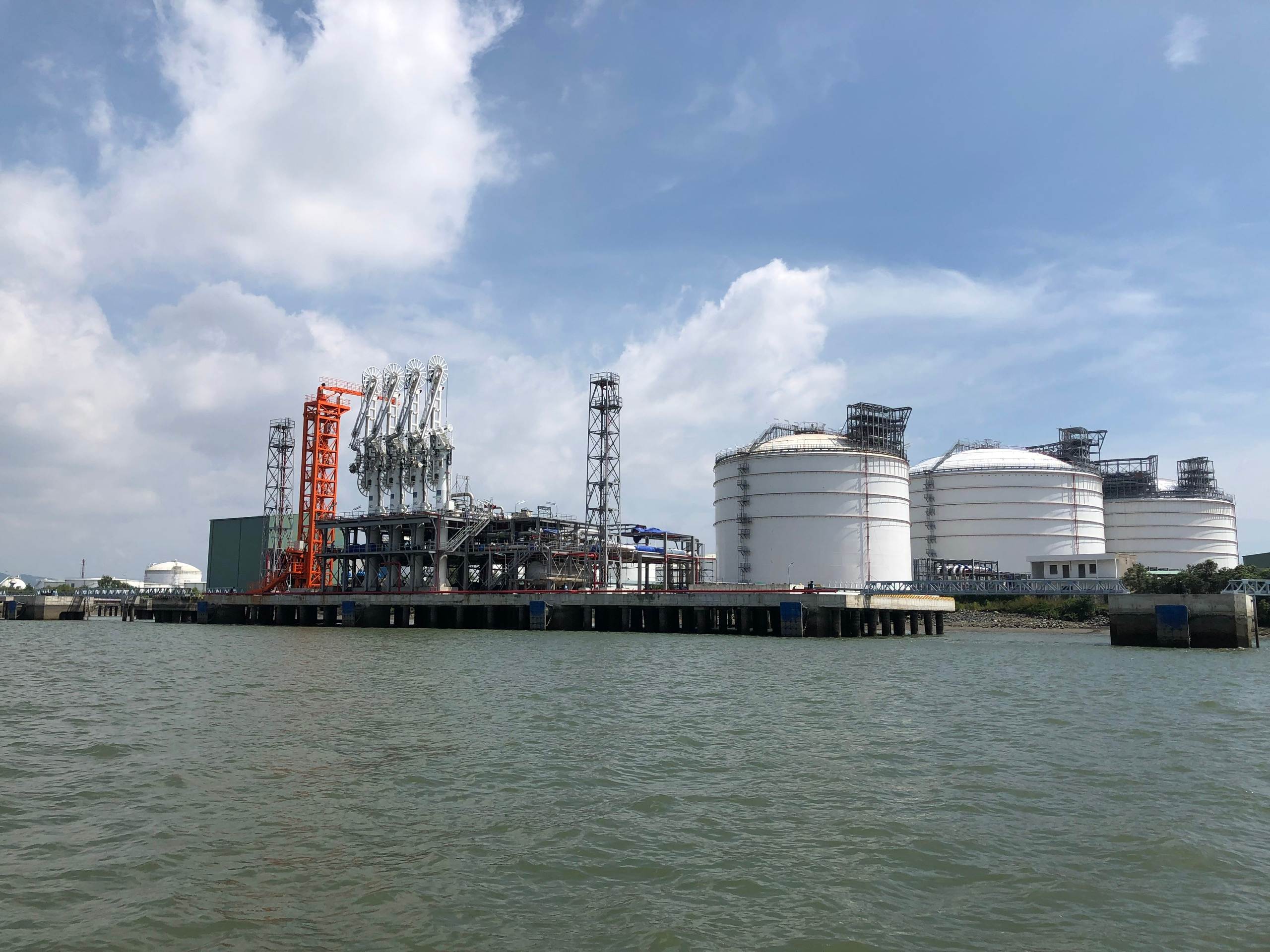 TYPICAL-MARINE-AND-SEAPORT-PROJECTS